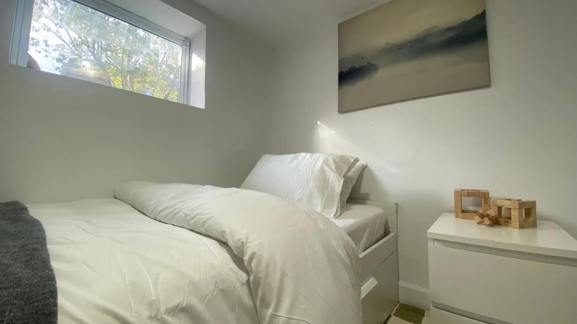 Daire Entire Place In Downtown 2 Bedroom Basement Suite Toronto Kanada